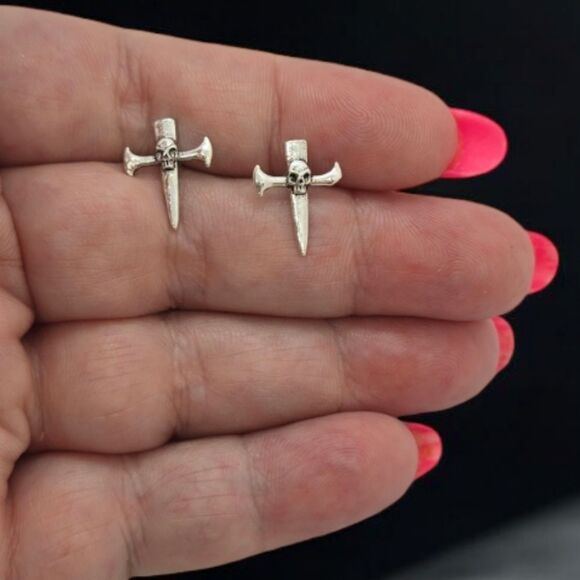 Gothic Sword Cross Skull Stud Earrings Dagger Medieval Gothic Silver Pierced Ear - Picture 2 of 6